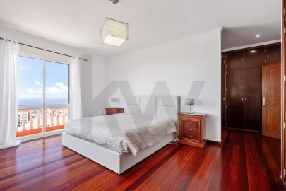 Moradia T3 para Venda em Santo Antonio