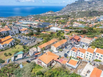 Moradia T3 para Venda em Santo Antonio
