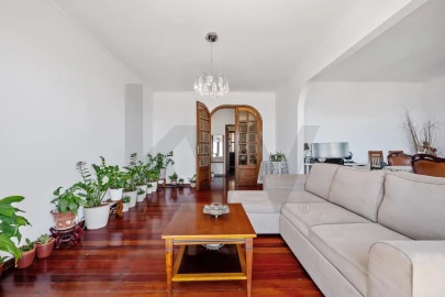 Moradia T3 para Venda em Santo Antonio
