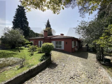 Quinta T5 para Venda em Monte Córdova