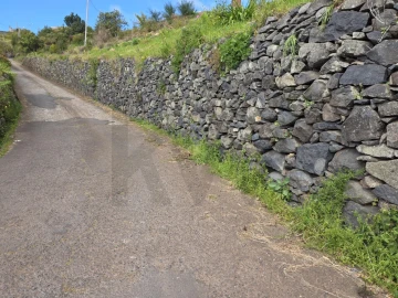 Terreno para Venda em Estreito da Calheta