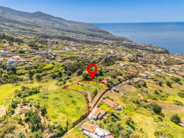 Terreno para Venda em Estreito da Calheta