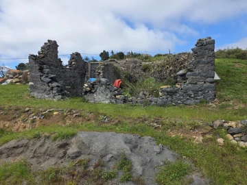 Terreno para Venda em Estreito da Calheta