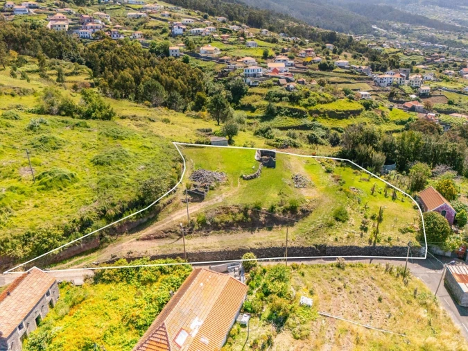 Terreno para Venda em Estreito da Calheta Foto 8