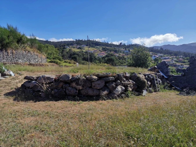 Terreno para Venda em Estreito da Calheta Foto 3