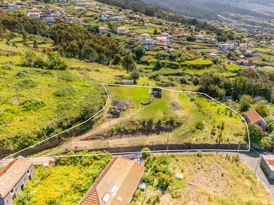 Terreno para Venda em Estreito da Calheta Foto 8