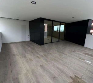 Apartamento T4 para Venda em Gondomar (São Cosme), Valbom e Jovim