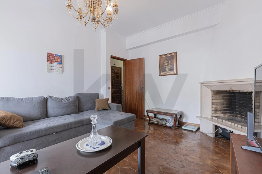 Apartamento T2 para Venda em Amora Foto 6