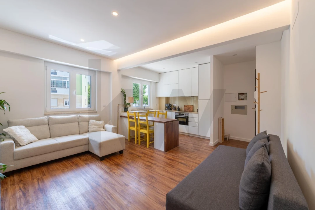 Apartamento T2 para Arrendamento em São Vicente Foto 8