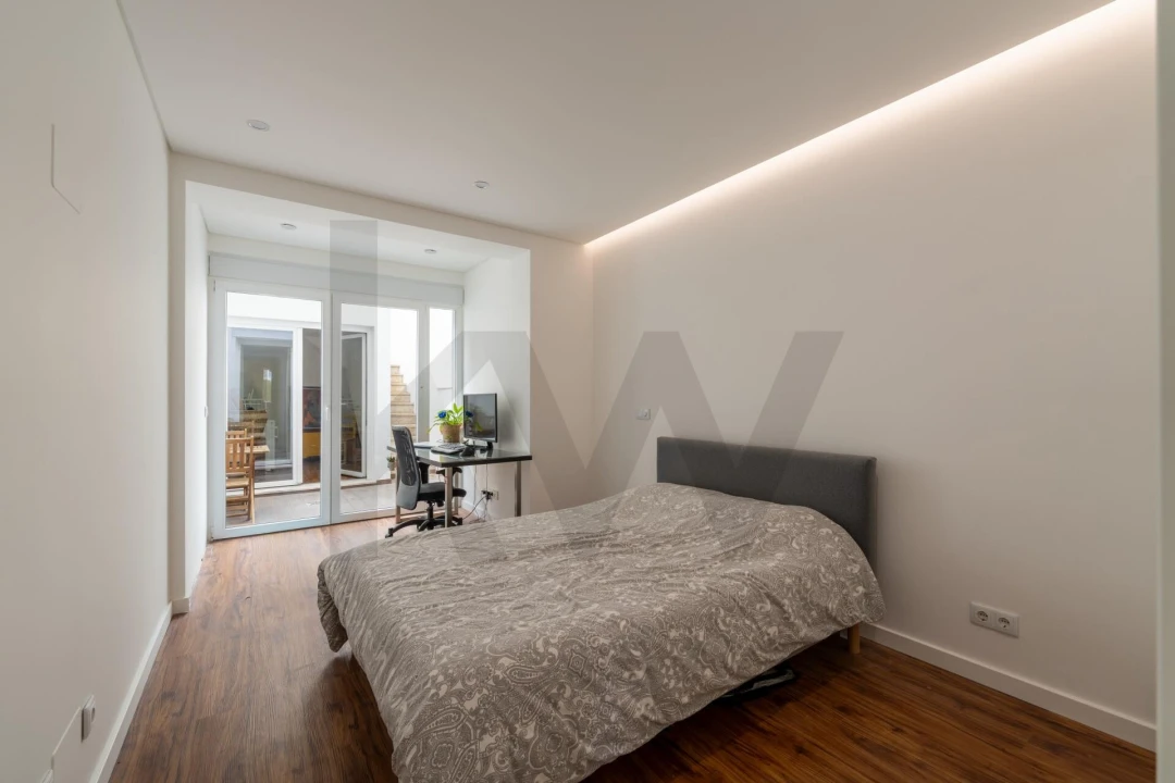 Apartamento T2 para Arrendamento em São Vicente Foto 14