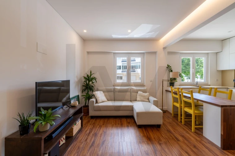 Apartamento T2 para Arrendamento em São Vicente Foto 9