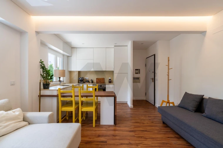 Apartamento T2 para Arrendamento em São Vicente Foto 7