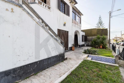 Moradia T3 para Venda em Escapães