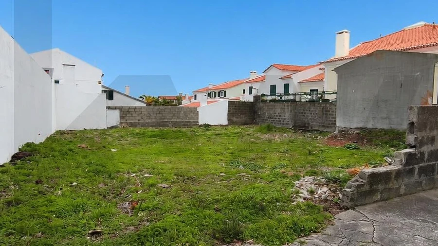 Terreno para Venda em Ponta Delgada (São Pedro)