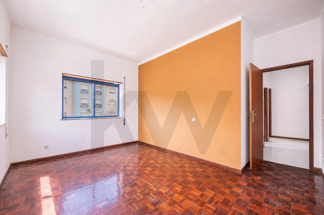 Apartamento T2 para Venda em Miranda do Corvo Foto 2