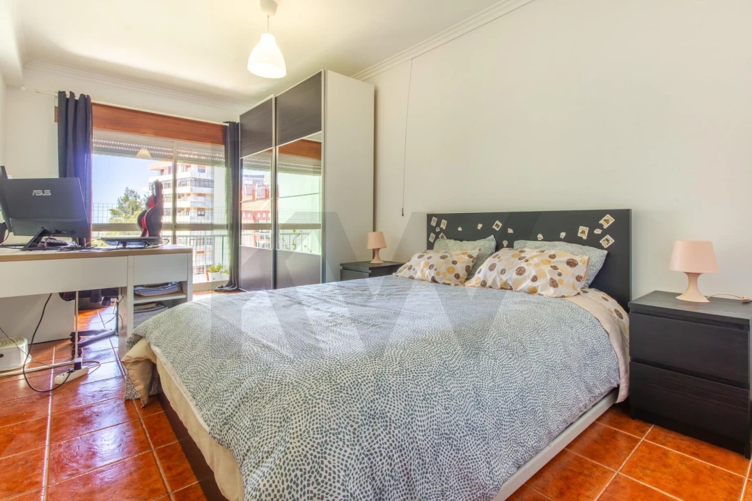 Apartamento T3 para Venda em Cacém e São Marcos Foto 19