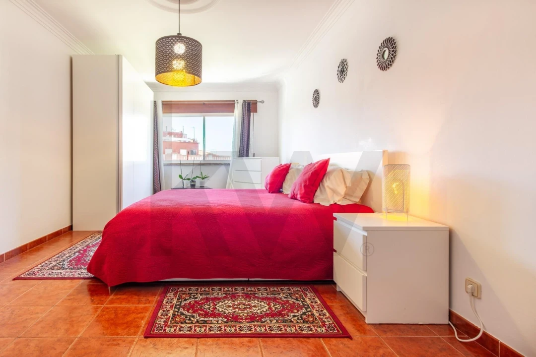 Apartamento T3 para Venda em Cacém e São Marcos Foto 13