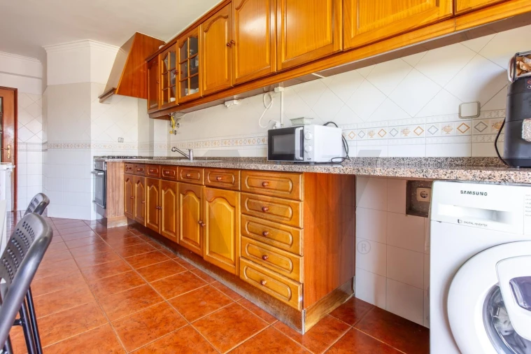 Apartamento T3 para Venda em Cacém e São Marcos Foto 11