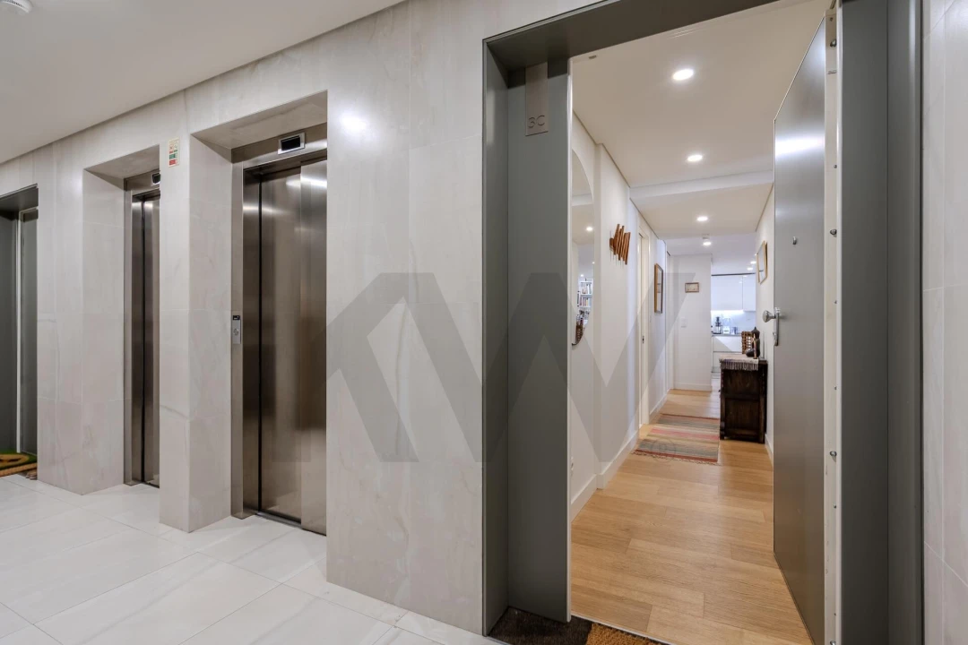 Apartamento T2 para Arrendamento em Misericórdia Foto 24