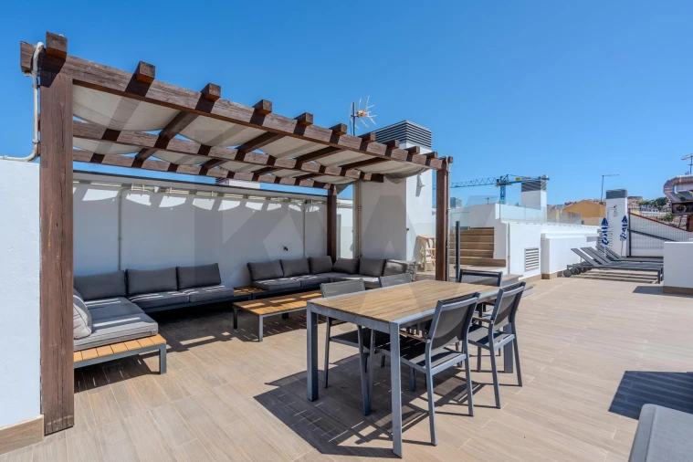 Apartamento T2 para Arrendamento em Misericórdia Foto 25