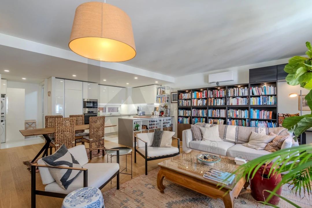 Apartamento T2 para Arrendamento em Misericórdia Foto 8