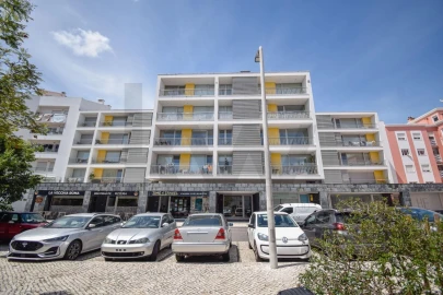 Apartamento T3 para Arrendamento em São Domingos de Rana