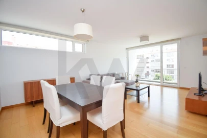 Apartamento T3 para Arrendamento em São Domingos de Rana