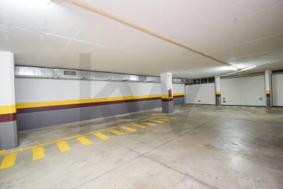 Apartamento T3 para Arrendamento em São Domingos de Rana