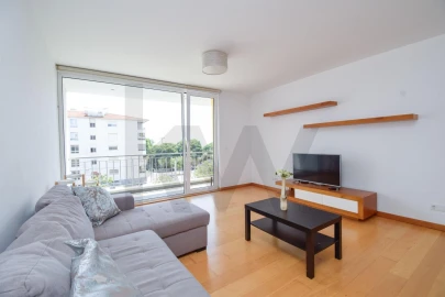 Apartamento T3 para Arrendamento em São Domingos de Rana