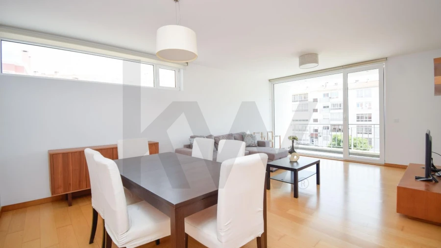 Apartamento T3 para Arrendamento em São Domingos de Rana