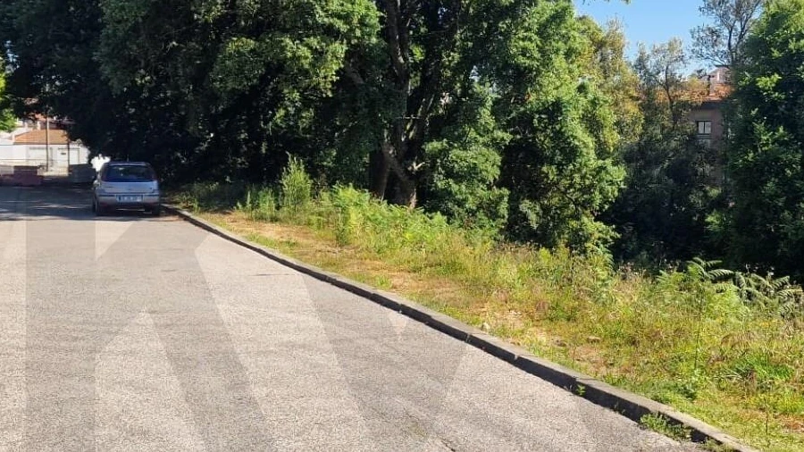 Terreno para Venda em São João da Madeira