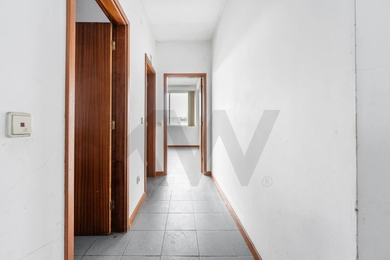 Armazém para Venda em Silveiros e Rio Covo (Santa Eulália) Foto 36