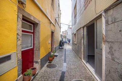 Armazém para Arrendamento em Vila Franca de Xira