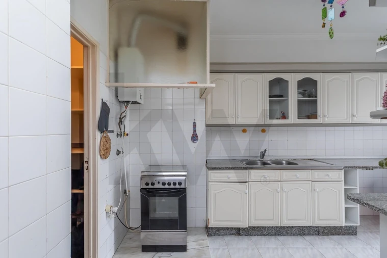 Apartamento T3 para Venda em Penha de França Foto 4