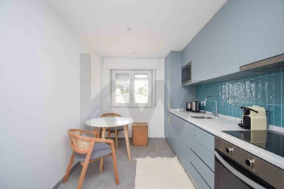 Apartamento T1 para Arrendamento em Carcavelos e Parede