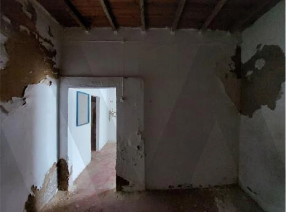 Moradia T2 para Venda em Santa Maria do Castelo e Santiago e Santa Susana Foto 16