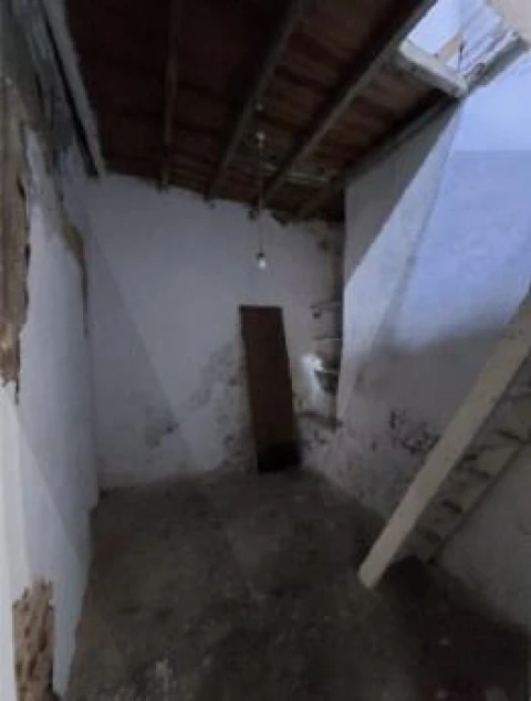 Moradia T2 para Venda em Santa Maria do Castelo e Santiago e Santa Susana