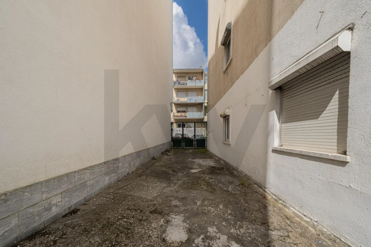 Apartamento T3 para Venda em Amora Foto 26