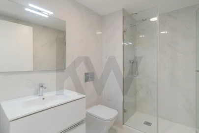 Apartamento T2 para Arrendamento em Avenidas Novas