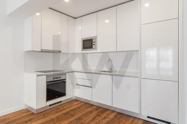 Apartamento T2 para Arrendamento em Avenidas Novas Foto 5