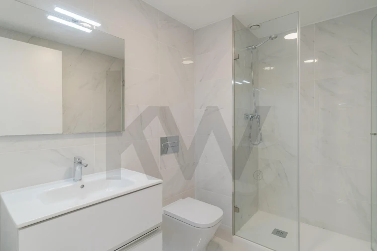 Apartamento T2 para Arrendamento em Avenidas Novas Foto 11