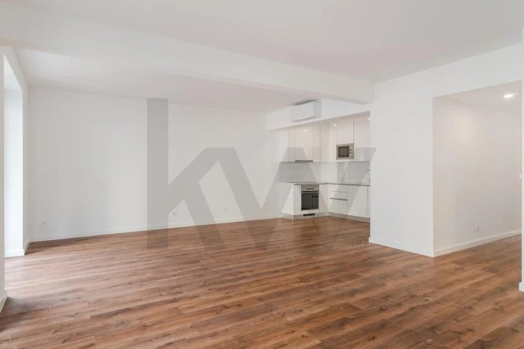 Apartamento T2 para Arrendamento em Avenidas Novas Foto 2