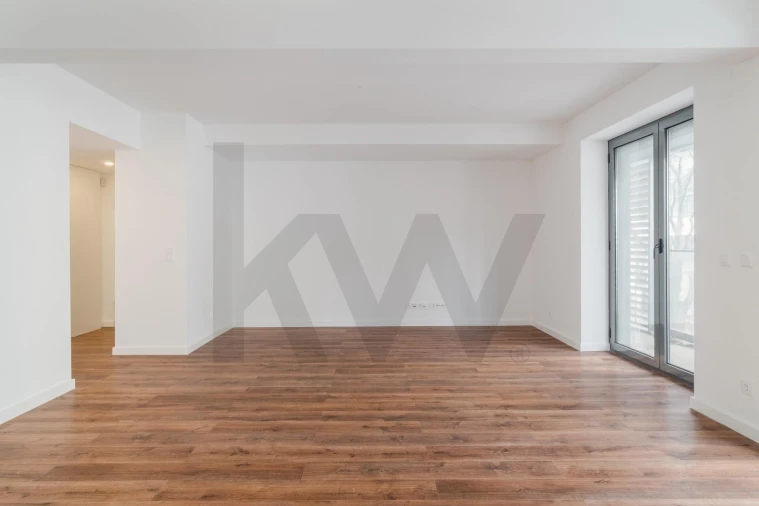 Apartamento T2 para Arrendamento em Avenidas Novas Foto 3