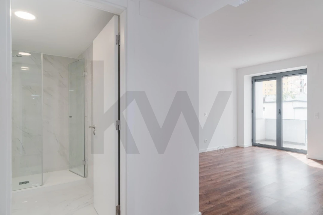 Apartamento T2 para Arrendamento em Avenidas Novas Foto 10