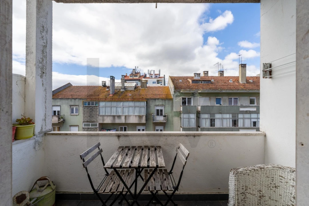 Apartamento T2 para Arrendamento em São Vicente Foto 24