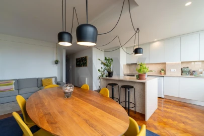 Apartamento T2 para Arrendamento em São Vicente