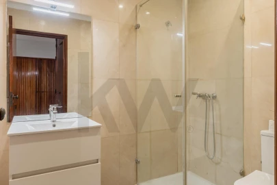 Apartamento T3 para Arrendamento em Lumiar