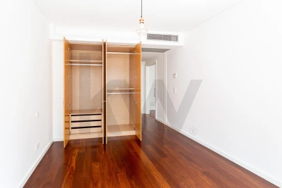 Apartamento T1 para Arrendamento em Alvalade