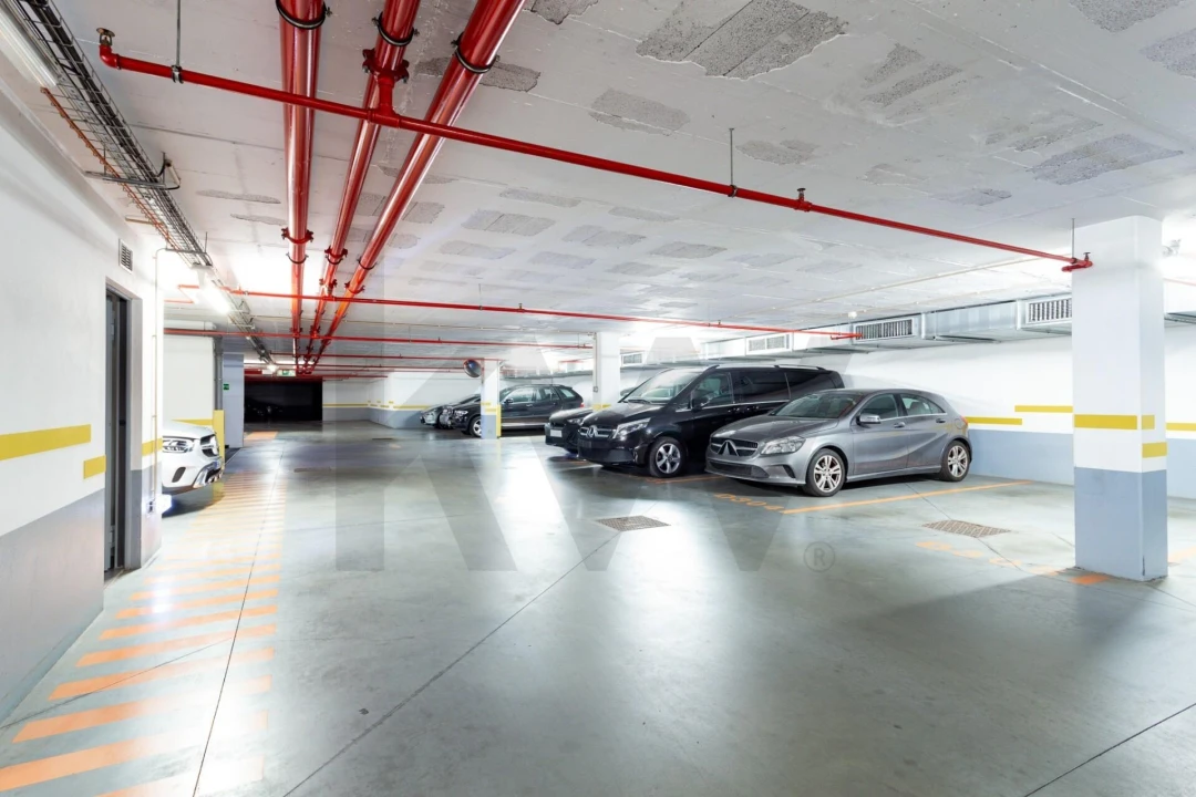 Apartamento T1 para Arrendamento em Alvalade Foto 23