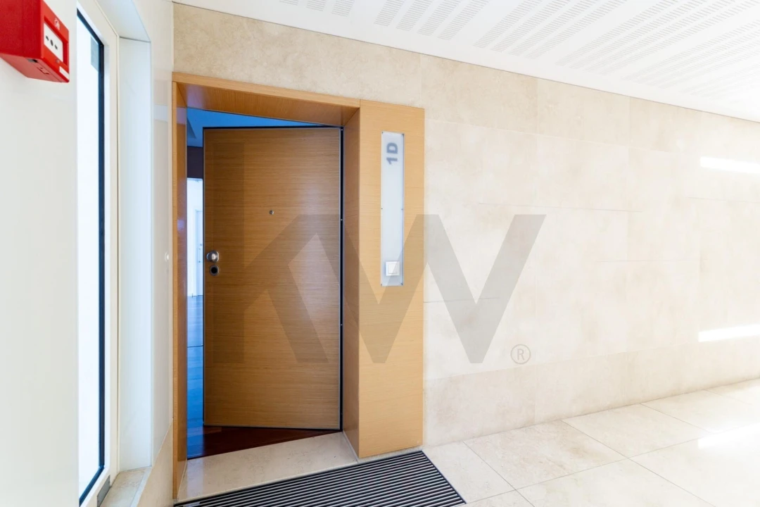 Apartamento T1 para Arrendamento em Alvalade Foto 21